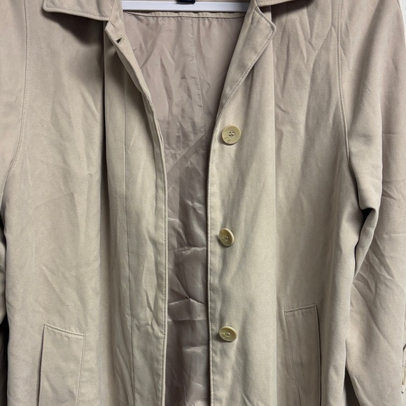 London Fog Women's Beige Trench Coat - Picture 8 of 15